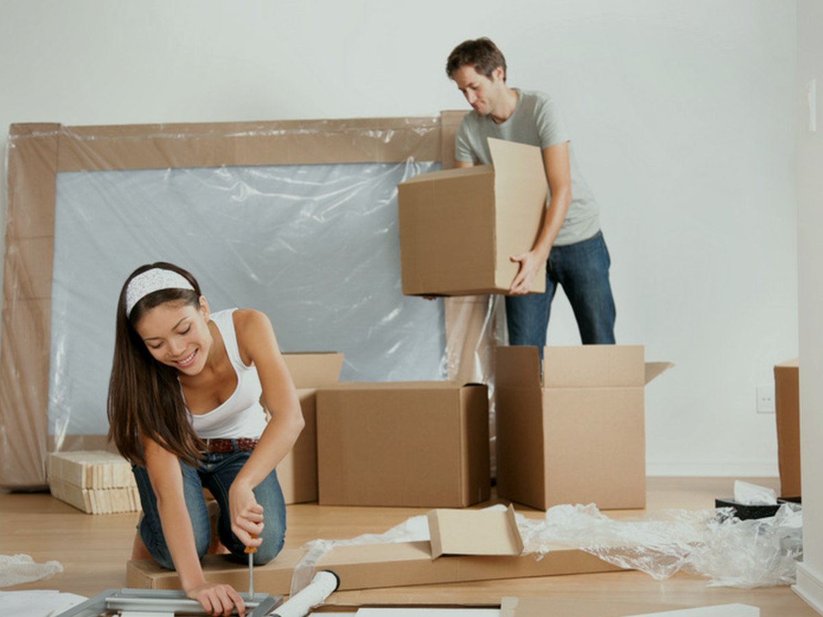 Professional moving crew in Sherman Oaks